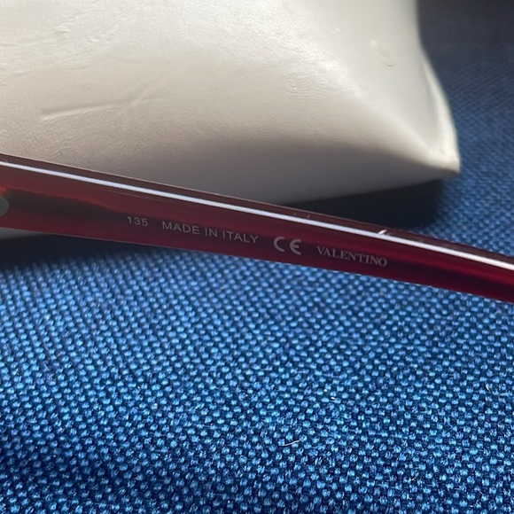 Authentic Red Valentino Sunglasses - Picture 7 of 14